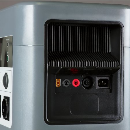 Портативная электростанция FUBAG AS 4800i (аккумулятор LiFePO4) в Ростове-на-Дону фото