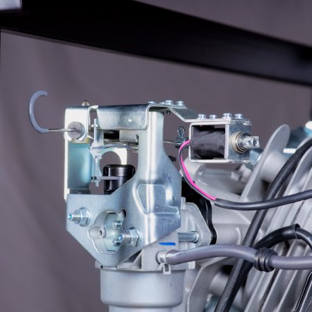 Бензиновый генератор FUBAG BS 9000 DA ES (трехфазный) с электростартером и коннектором автоматики Бензиновый генератор FUBAG BS 9000 DA ES (трехфазный) с электростартером и коннектором автоматики в Ростове-на-Дону фото